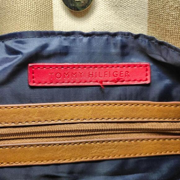 Tommy Hilfiger Striped Tote Bag - Picture 2 of 8